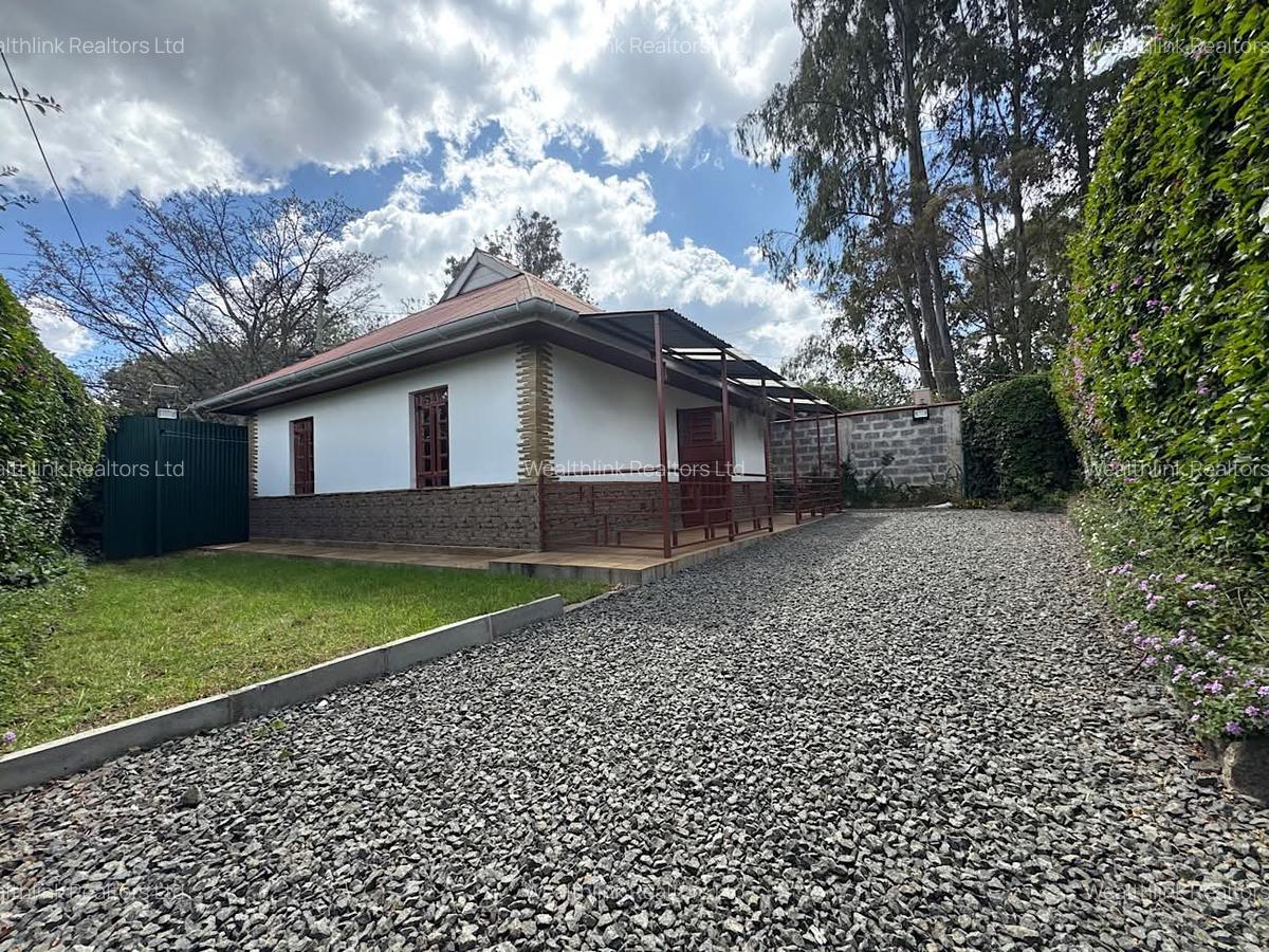 2 Bed House with En Suite at Karen - 1