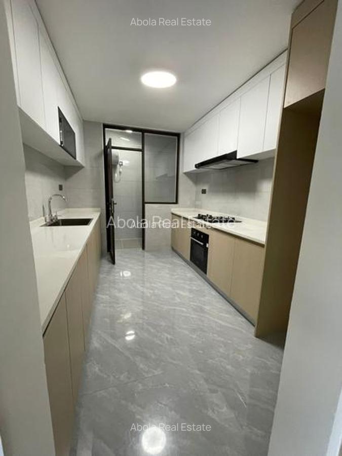 2 Bed Apartment with En Suite in Riverside - 13