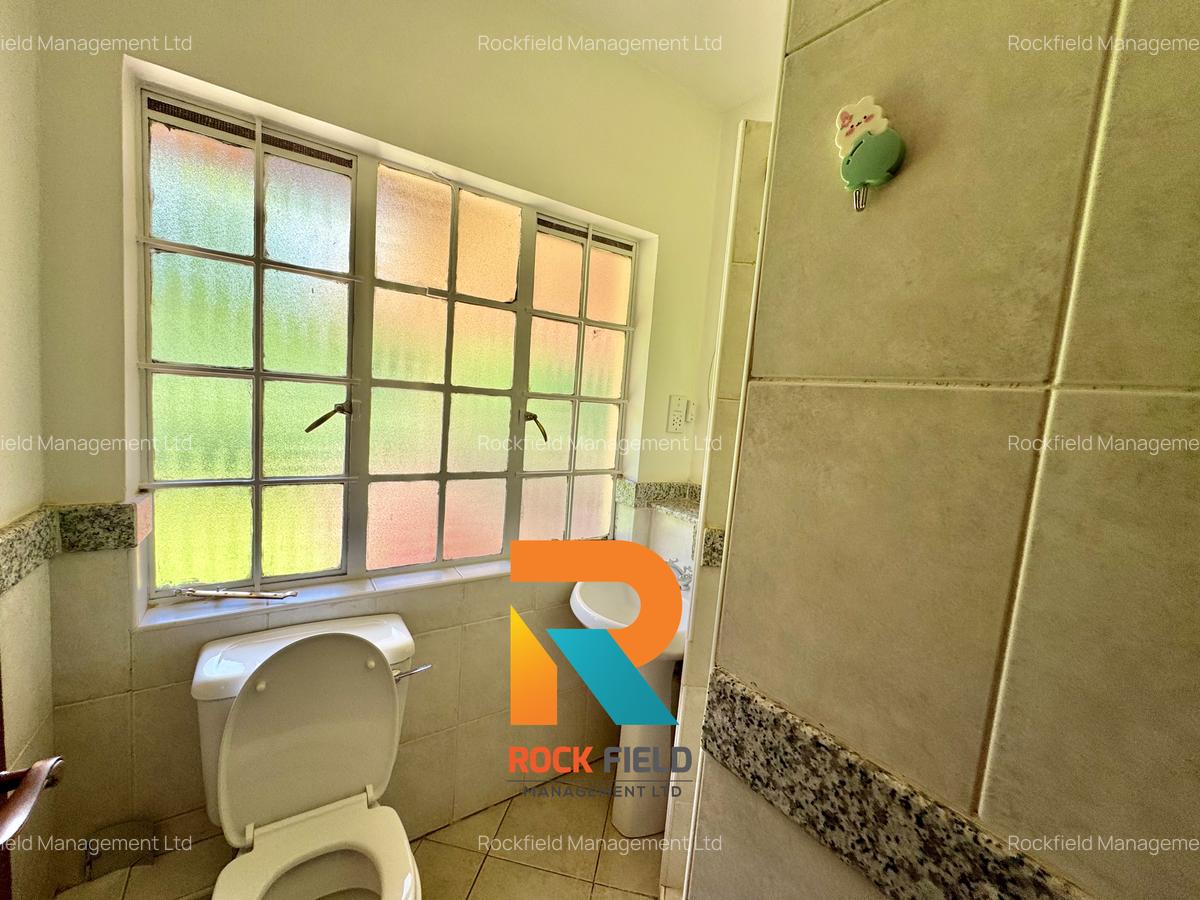 5 Bed Townhouse with En Suite in Rosslyn - 18