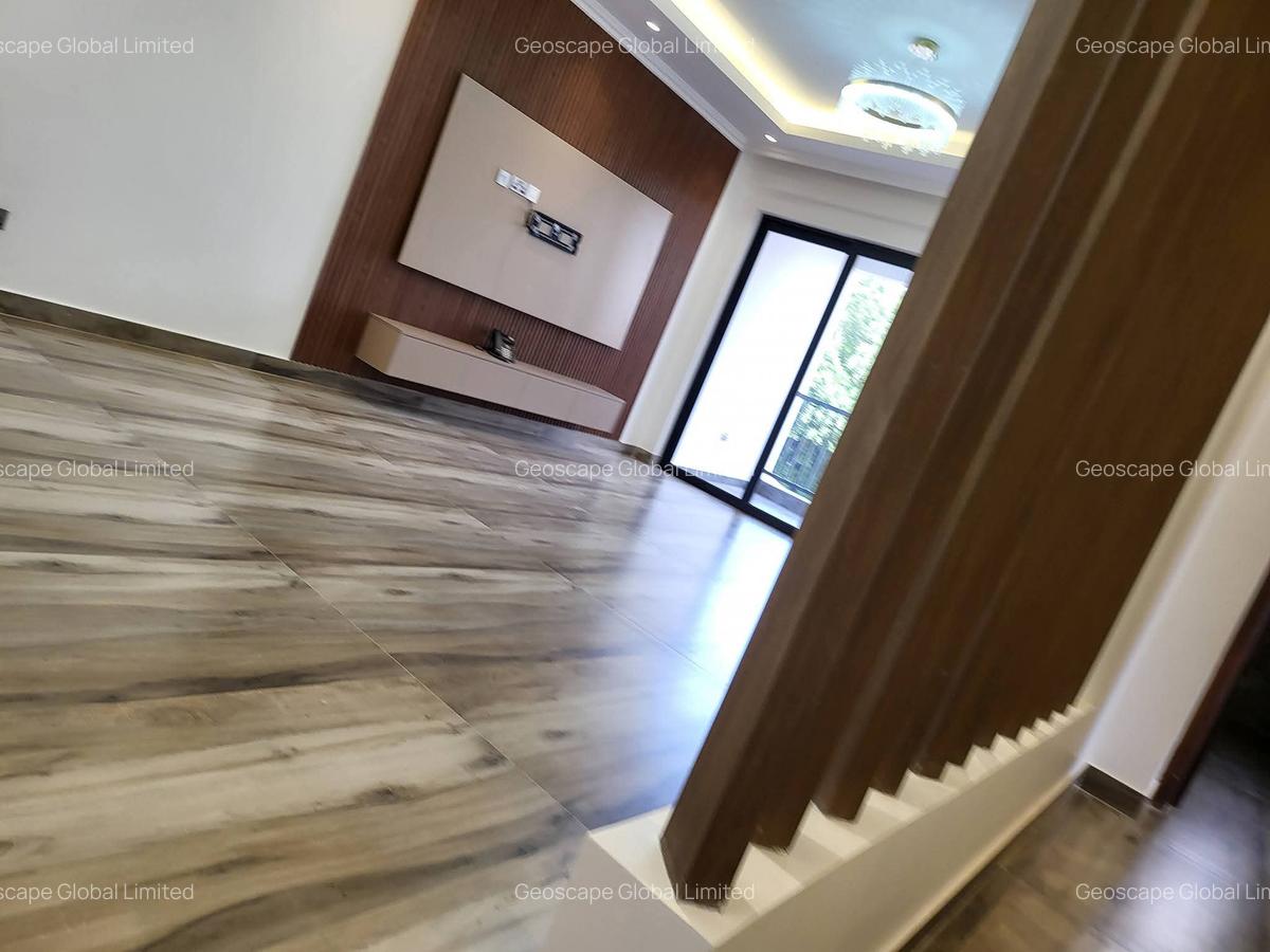 2 Bed Apartment with En Suite in Brookside - 3