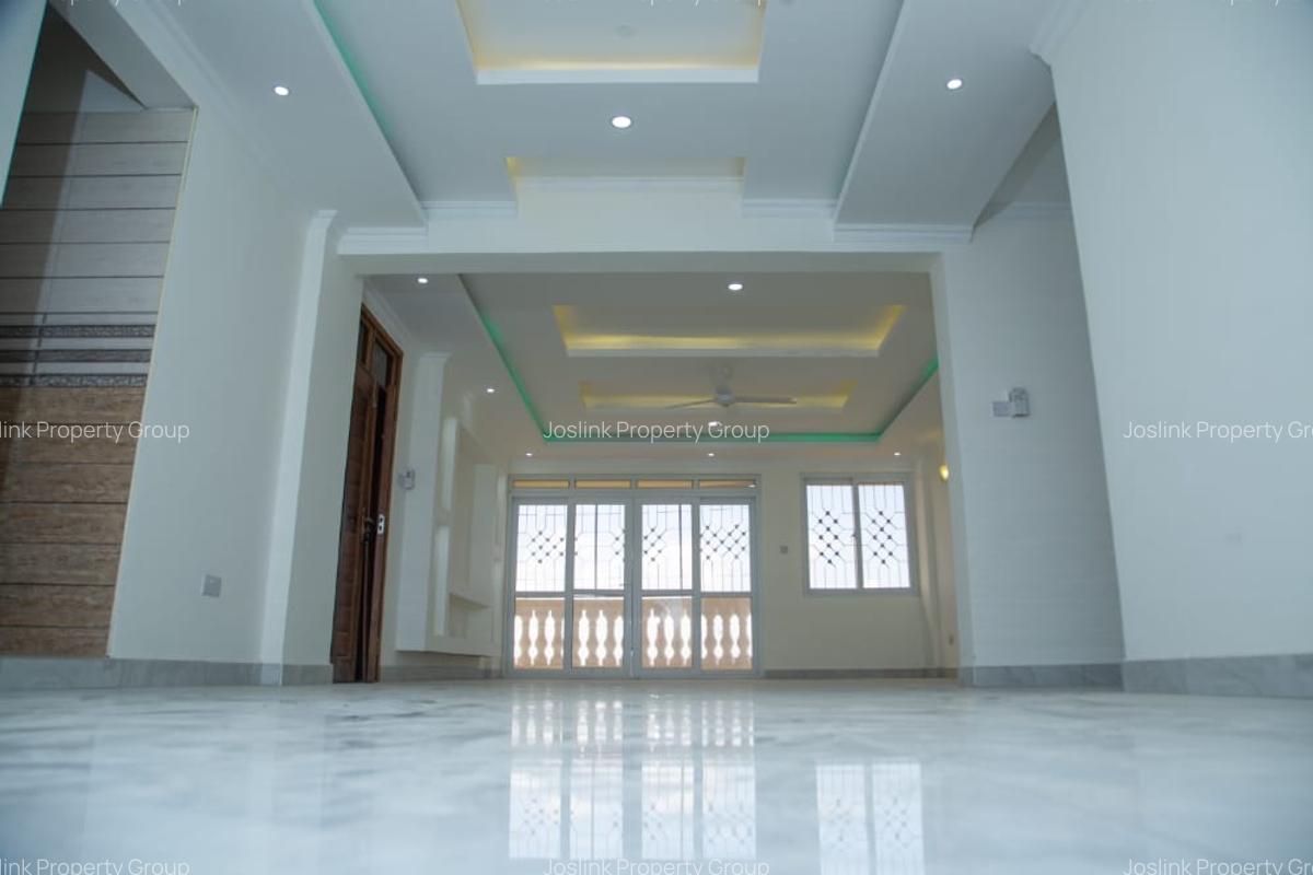 3 Bed Apartment with En Suite in Mtwapa - 18