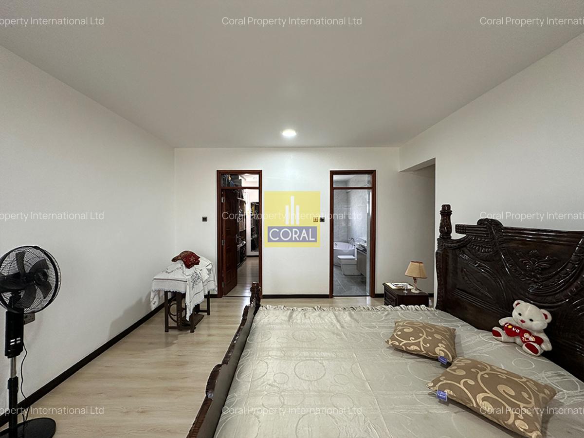 3 Bed Apartment in Parklands - 13