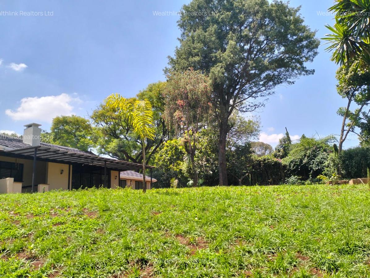 4 Bed House with En Suite at Loresho - 2