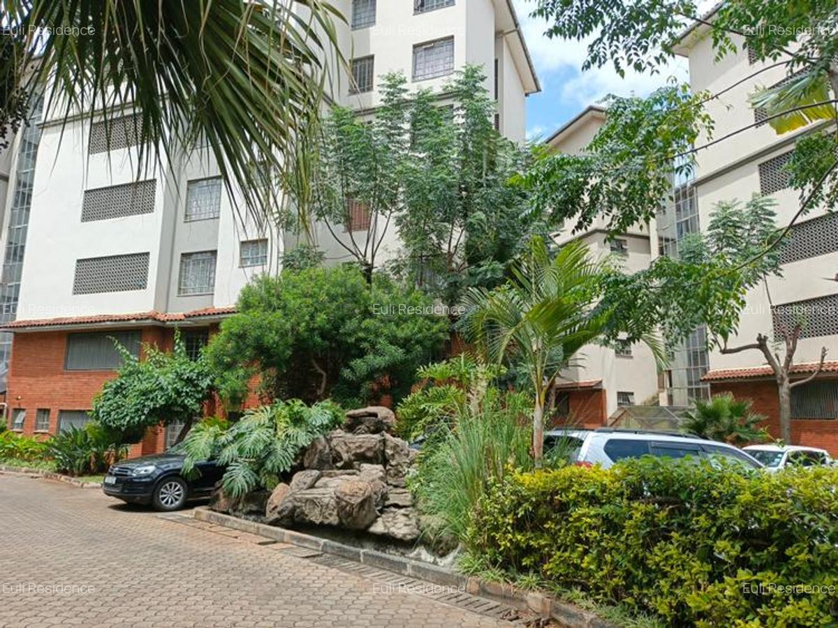 3 Bed Apartment with En Suite at Rhapta Rd - 1
