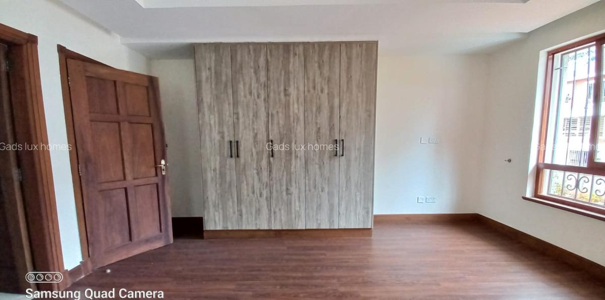 5 Bed Villa with En Suite at Shanzu - 10