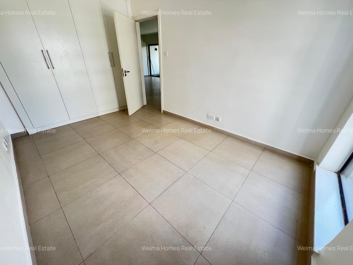 2 Bed Apartment with En Suite in Lavington - 12