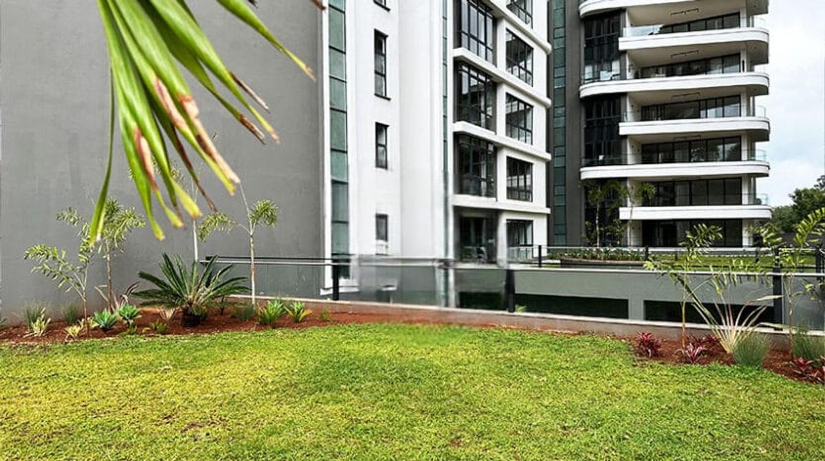 5 Bed Apartment with En Suite at General Mathenge - 18