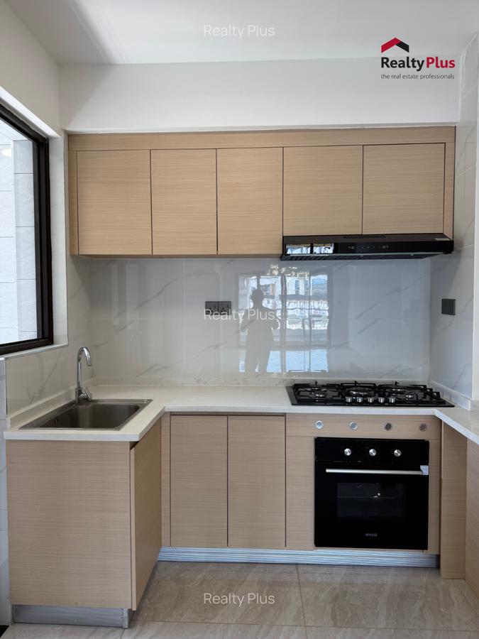 2 Bed Apartment with En Suite at Othaya Road - 3