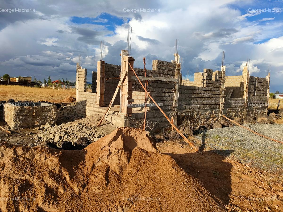 4 Bed House with En Suite at Malaa - 3