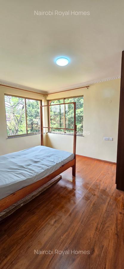 5 Bed Townhouse with En Suite at Lavington Green - 16