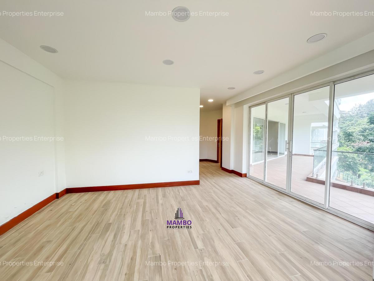 4 Bed Apartment with En Suite at City Park Drive - 8