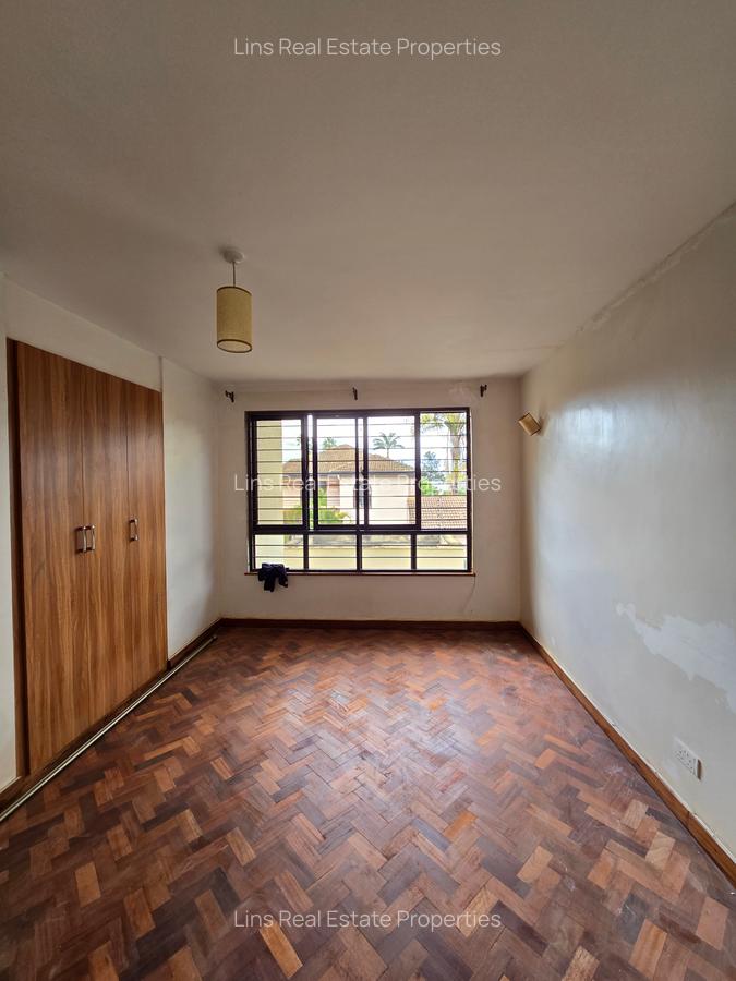 5 Bed Townhouse with En Suite in Lavington - 15