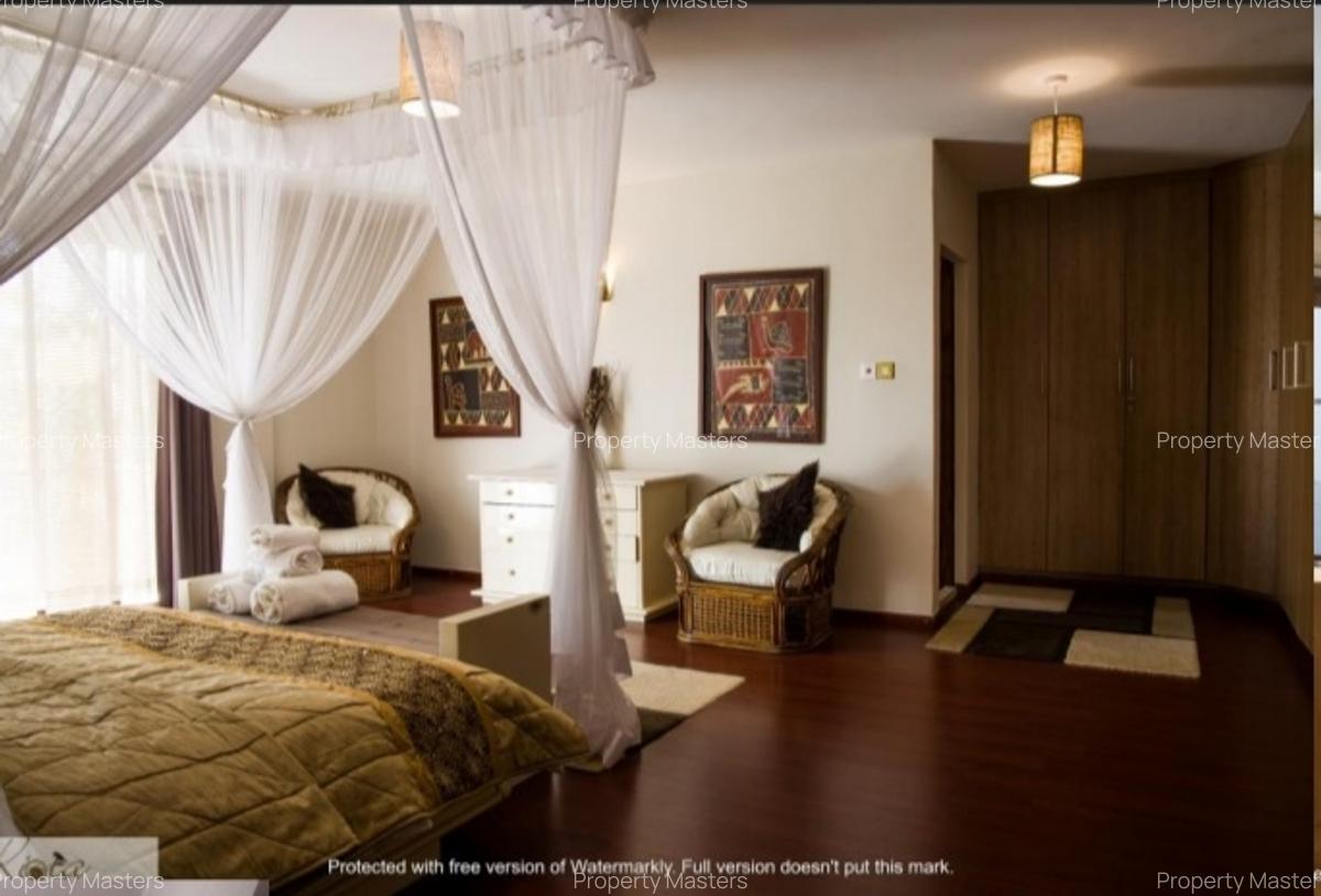 Serviced 3 Bed Apartment with En Suite at Mugoiri Road - 12