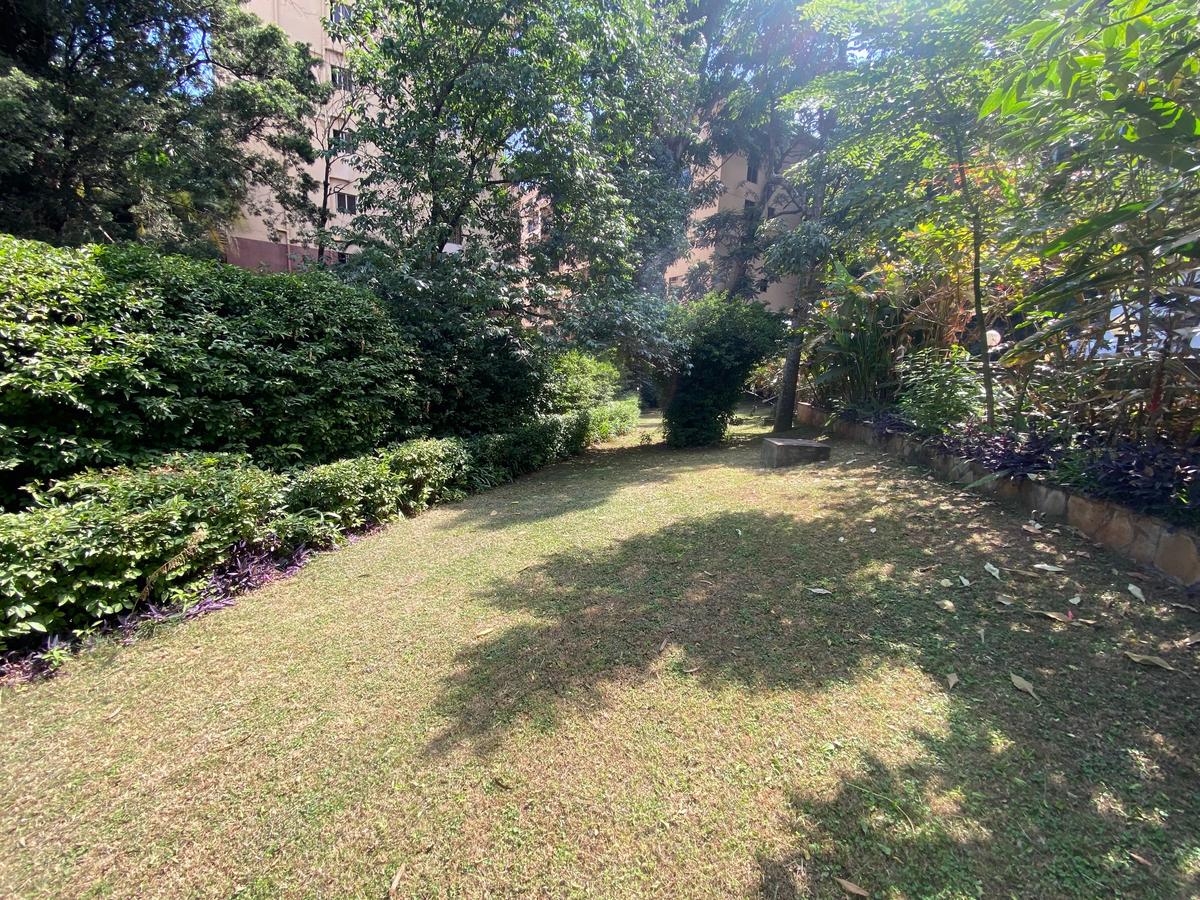 1 ac Land in Kilimani - 7