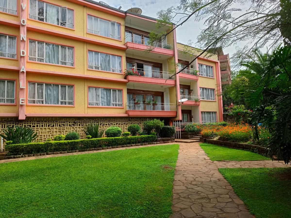 Serviced 3 Bed Apartment with Swimming Pool at State House Avenue - 2