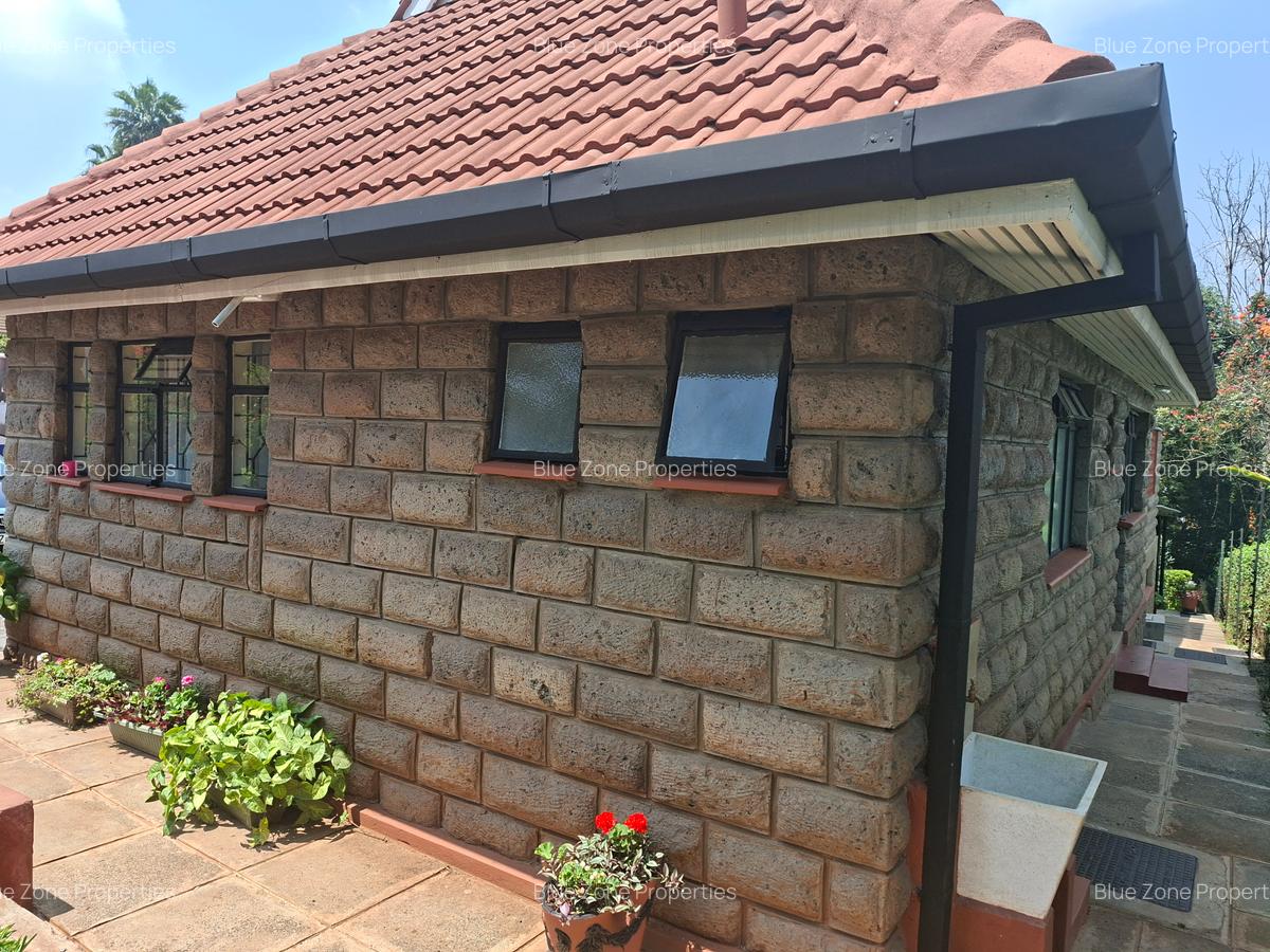 Furnished 2 Bed Apartment with En Suite at Close To Un - 2