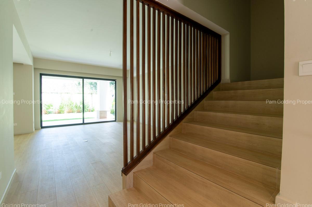 6 Bed Townhouse with En Suite at Shanzu Road - 11