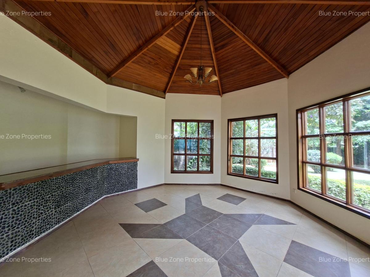 5 Bed House with En Suite at Benin Dr - 20