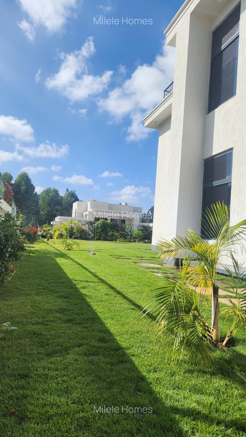 6 Bed Villa with En Suite at Loresho - 1