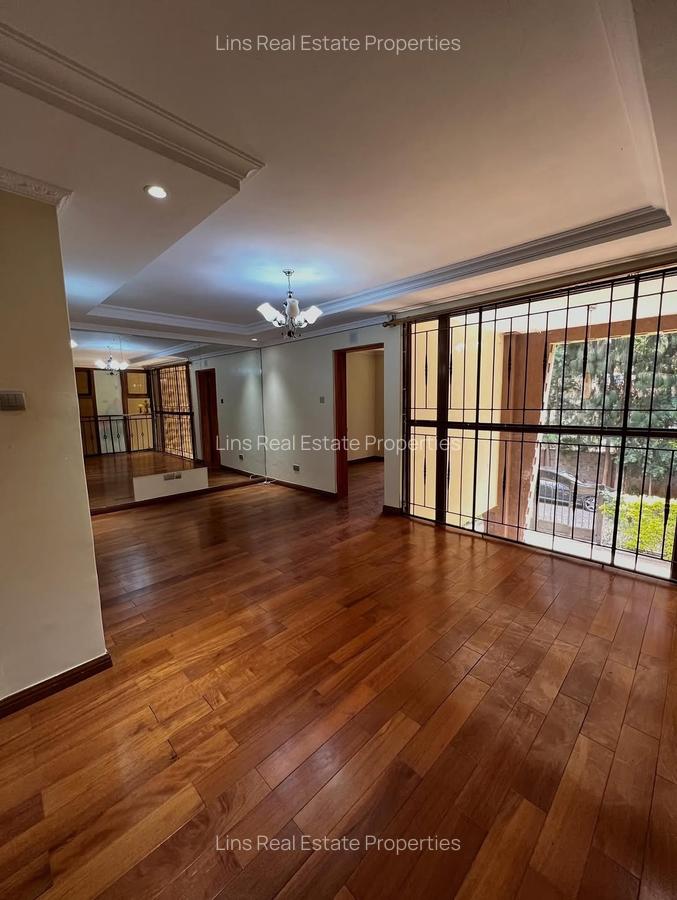 5 Bed Townhouse with En Suite in Lavington - 9