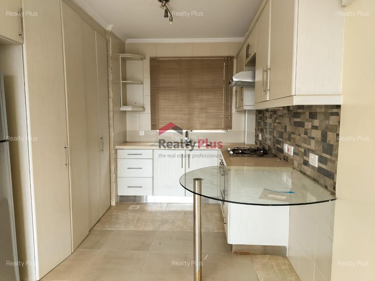 1 Bed Apartment with Parking in Kilimani - 2