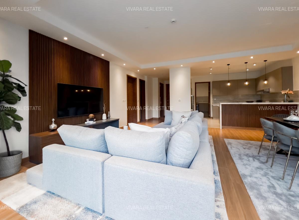 2 Bed Apartment with Swimming Pool in Riverside - 3