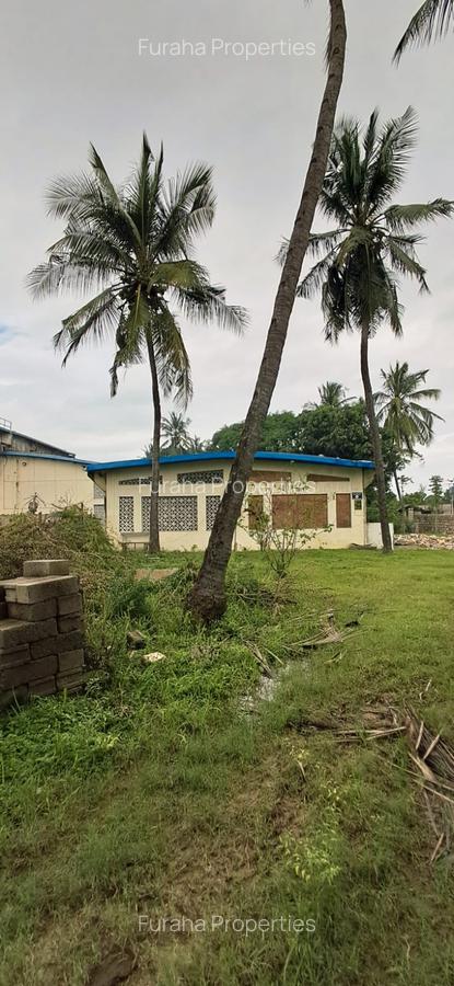 Warehouse in Kikambala - 16