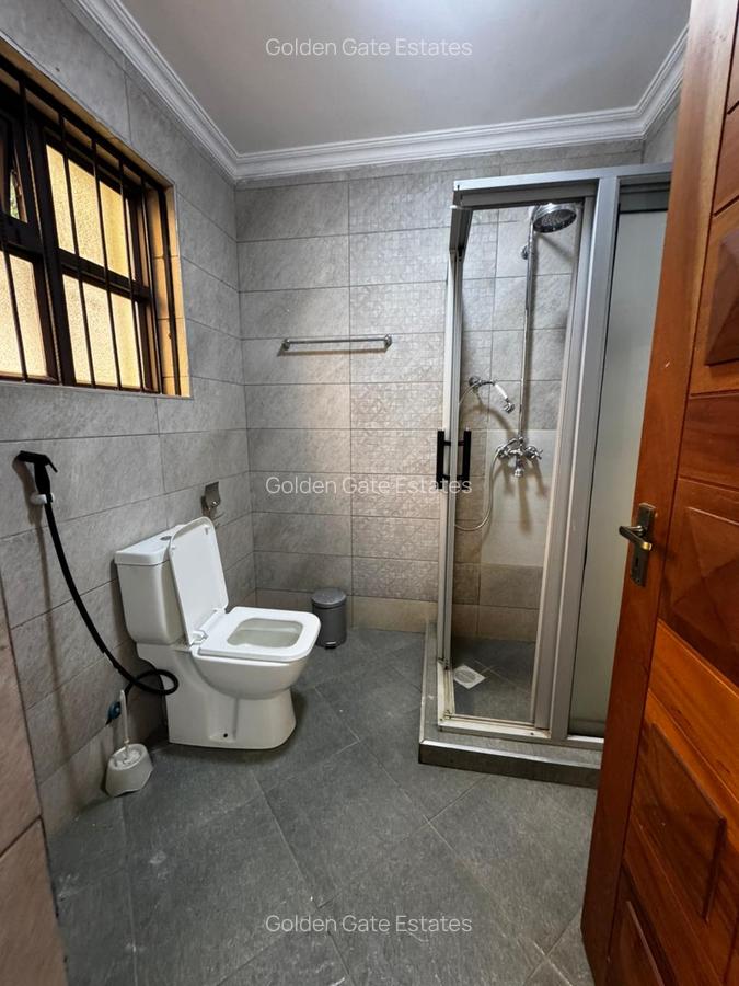 6 Bed Villa with En Suite in Karen - 11