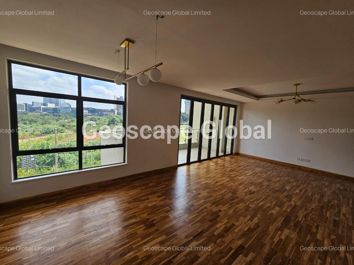 4 Bed Townhouse with En Suite in Gigiri - 14