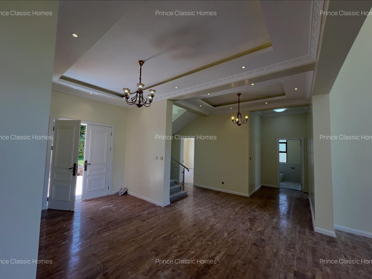 5 Bed Townhouse with En Suite in Karen - 8