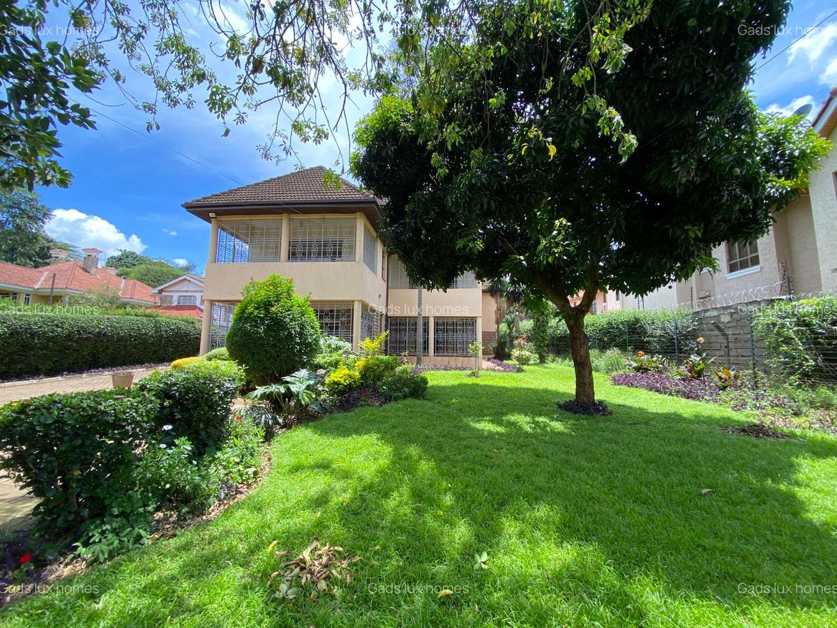 5 Bed Villa with En Suite at Runda - 15