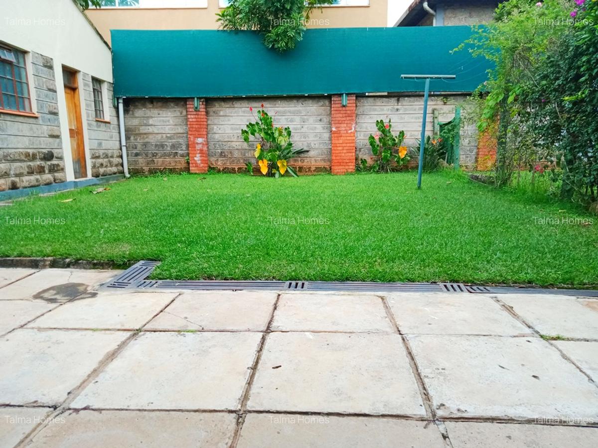 5 Bed Townhouse with En Suite at James Gichuru Road - 2