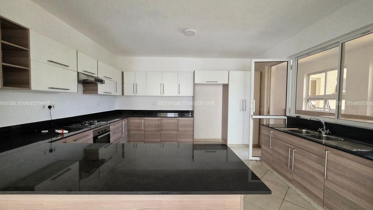 2 Bed Apartment with En Suite at Brookside Drive - 18