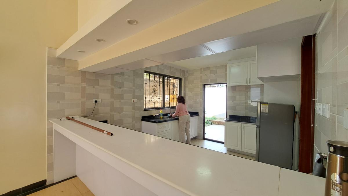 5 Bed Villa with En Suite at Chalbi Drive - 3