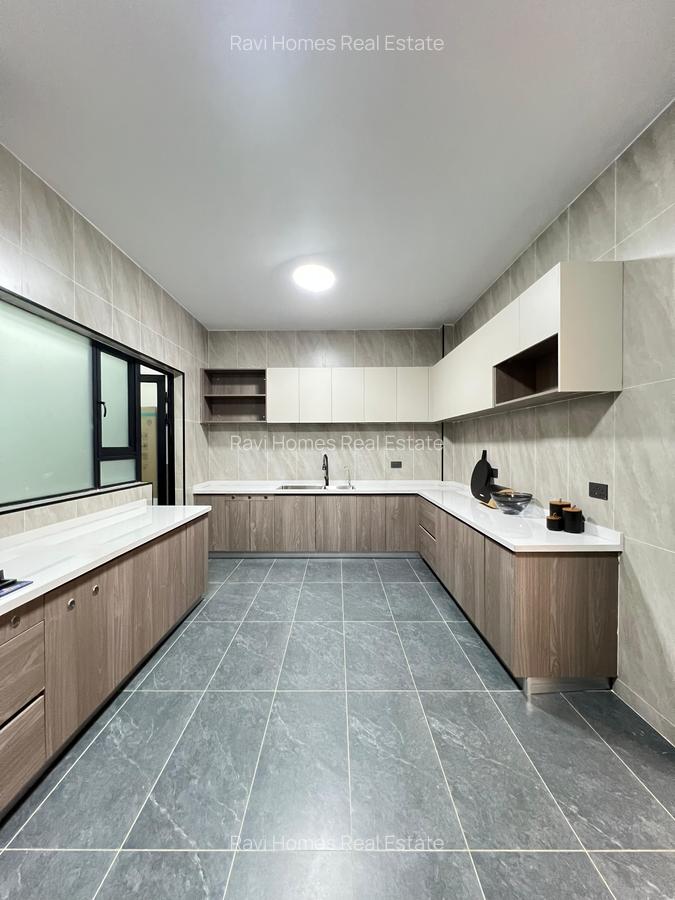 2 Bed Apartment with En Suite at Kilimani - 4