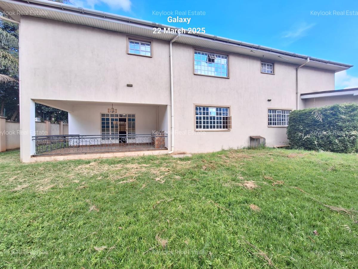 4 Bed Townhouse with En Suite at Lavington Green - 2
