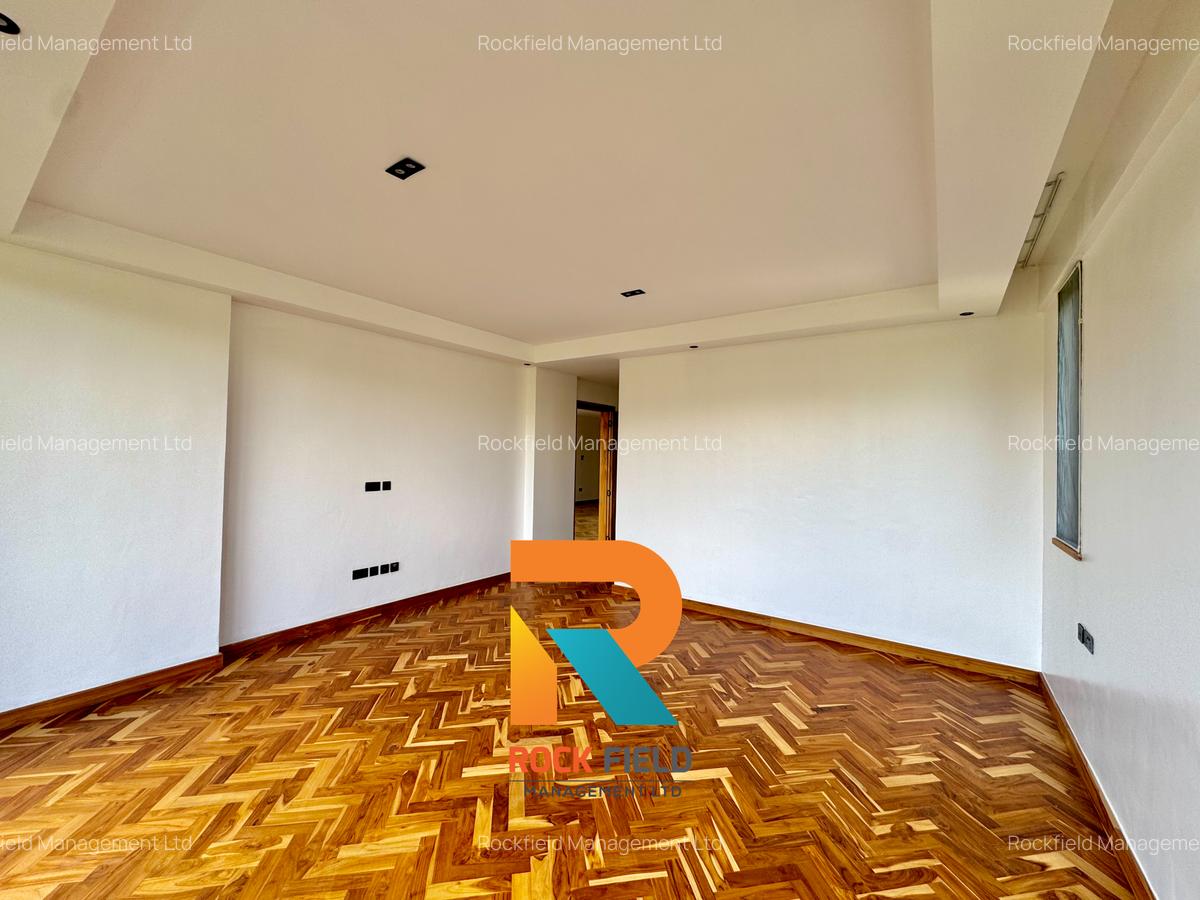 4 Bed Apartment with En Suite in Spring Valley - 8