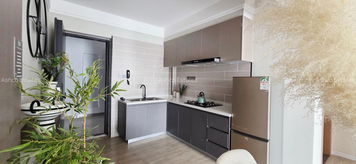 2 Bed Apartment with En Suite in Lavington - 3