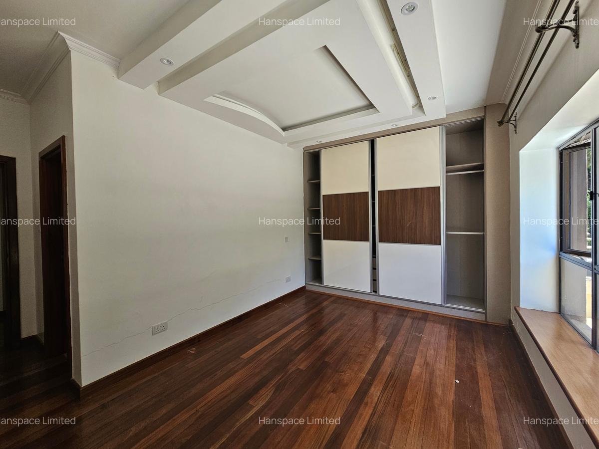 4 Bed Townhouse with En Suite at Kaputei Road - 4
