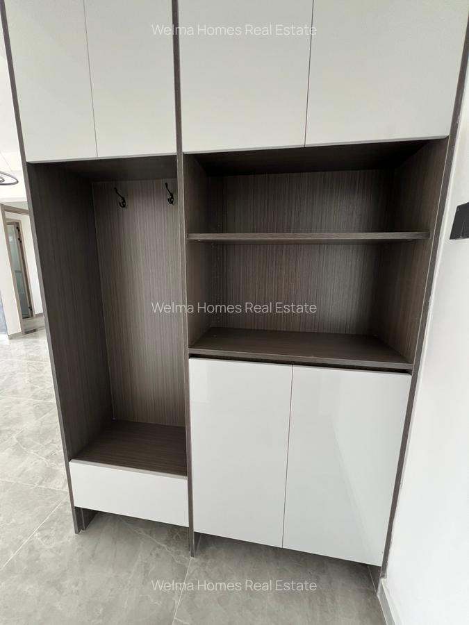 2 Bed Apartment with En Suite in Kilimani - 5