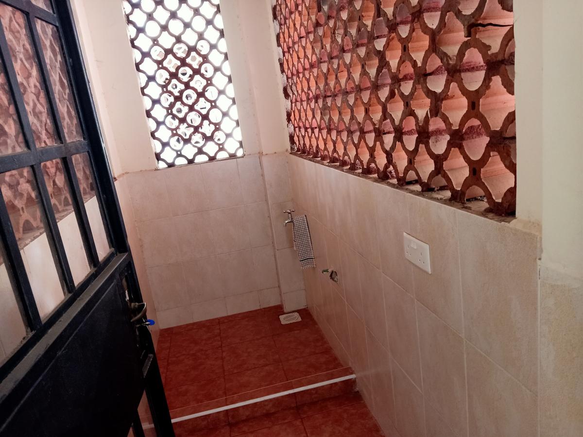 1 Bed Apartment with Swimming Pool at Kitengela-Isinya Rd - 5