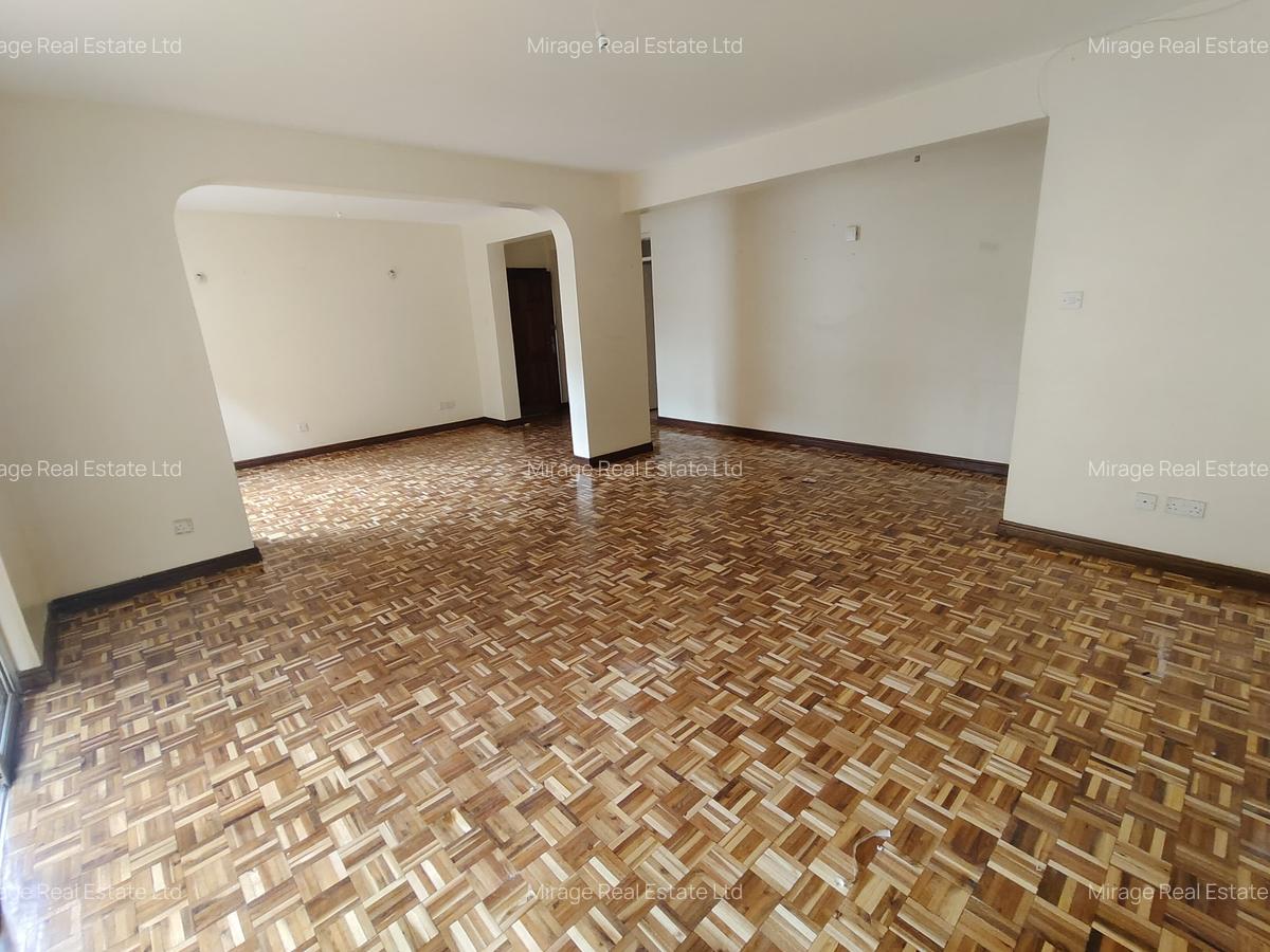 3 Bed Apartment with Swimming Pool in Kilimani - 11