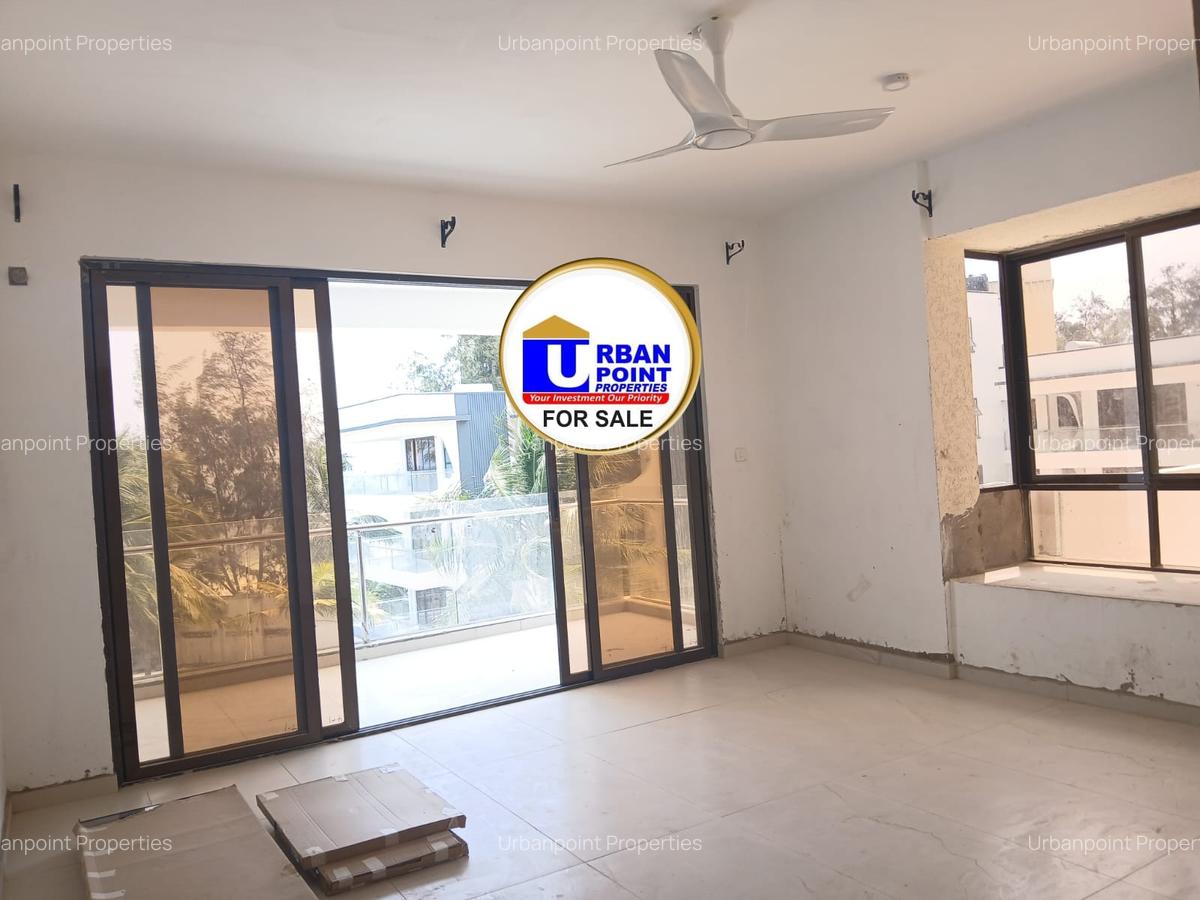 3 Bed Apartment with En Suite in Nyali Area - 9