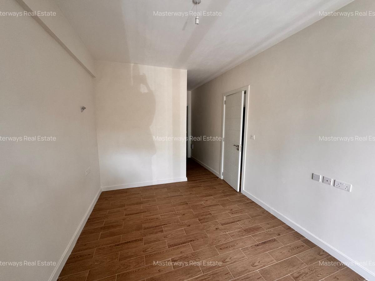 Serviced 1 Bed Apartment with En Suite in Lavington - 5