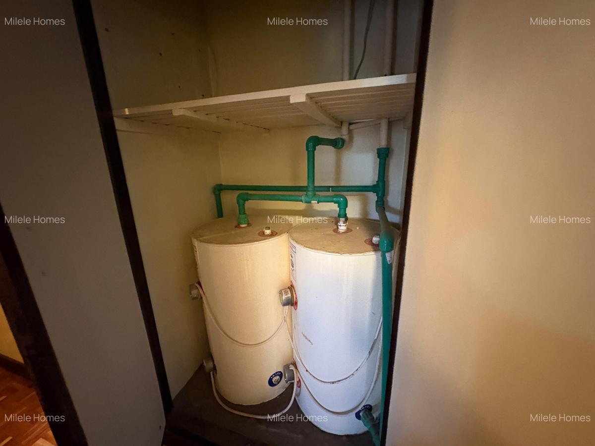 3 Bed Villa with En Suite at Matundu Lane - 4