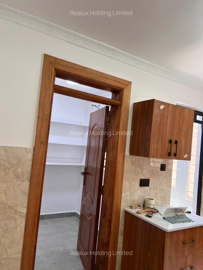 4 Bed House with En Suite in Gikambura - 2