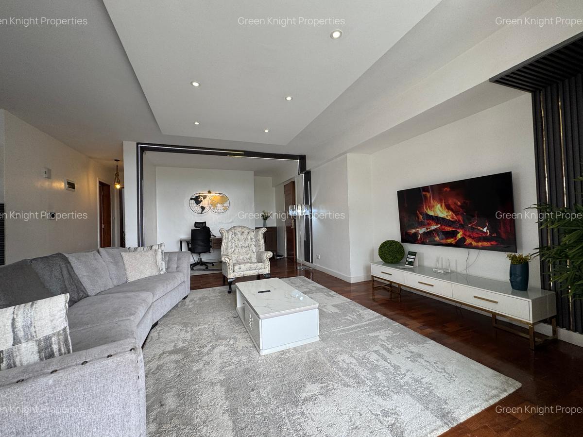 Serviced 2 Bed Apartment with En Suite in Kilimani - 2