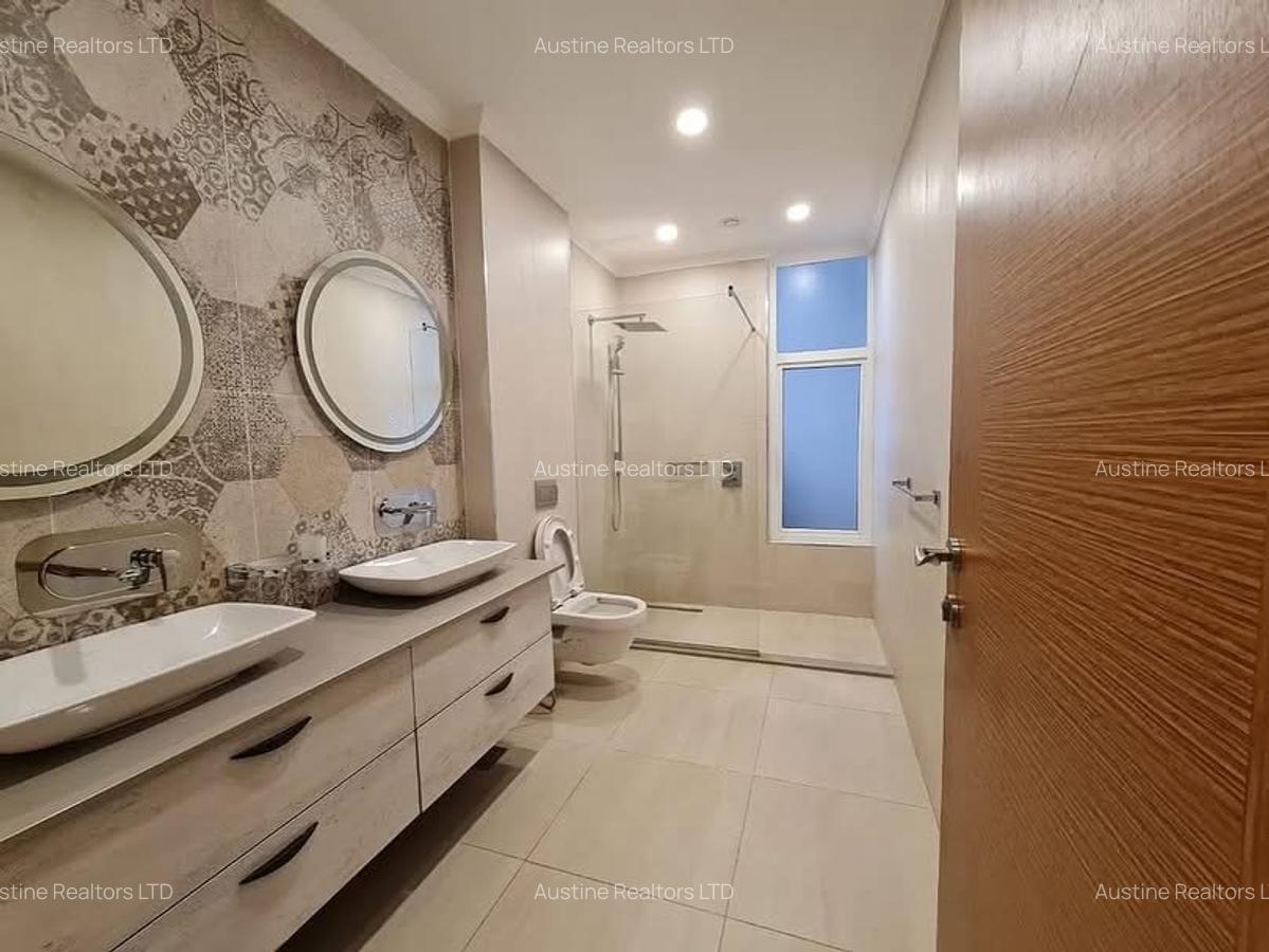 Serviced 3 Bed Apartment with En Suite in Parklands - 7