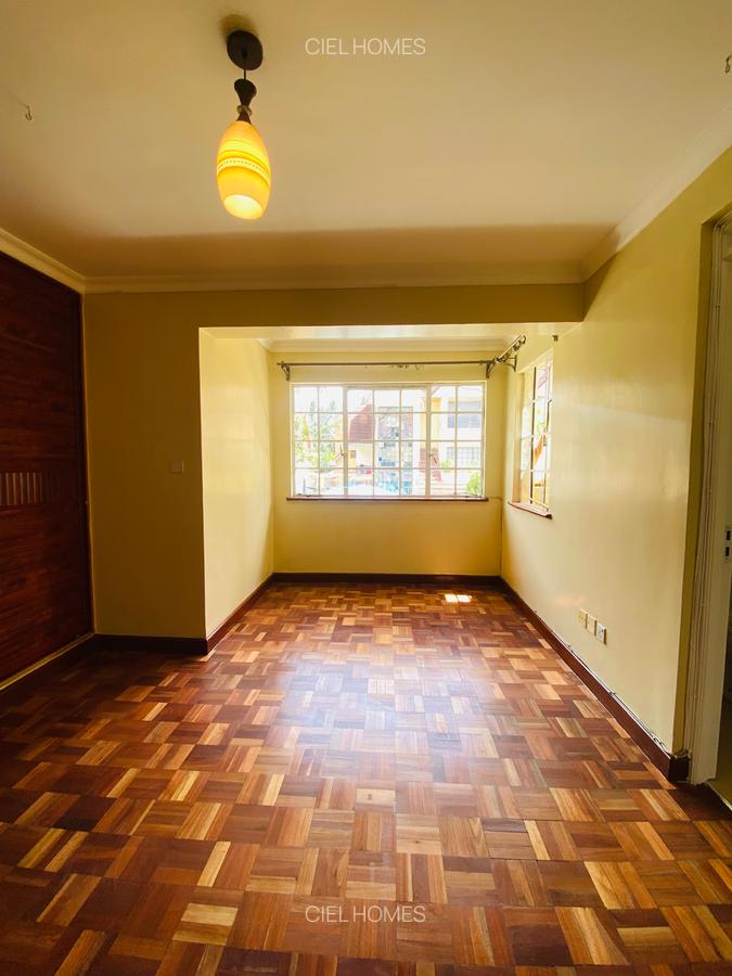 5 Bed Townhouse with En Suite in Kileleshwa - 15