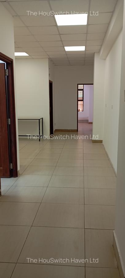 Office with Backup Generator in Westlands Area - 1